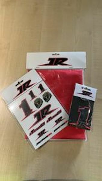 Official Jonathan Rea Flag, Sticker & Keyring Bundle !